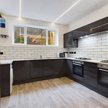 Substantial 9 Bedroom House In Swansea Sketty المظهر الخارجي الصورة