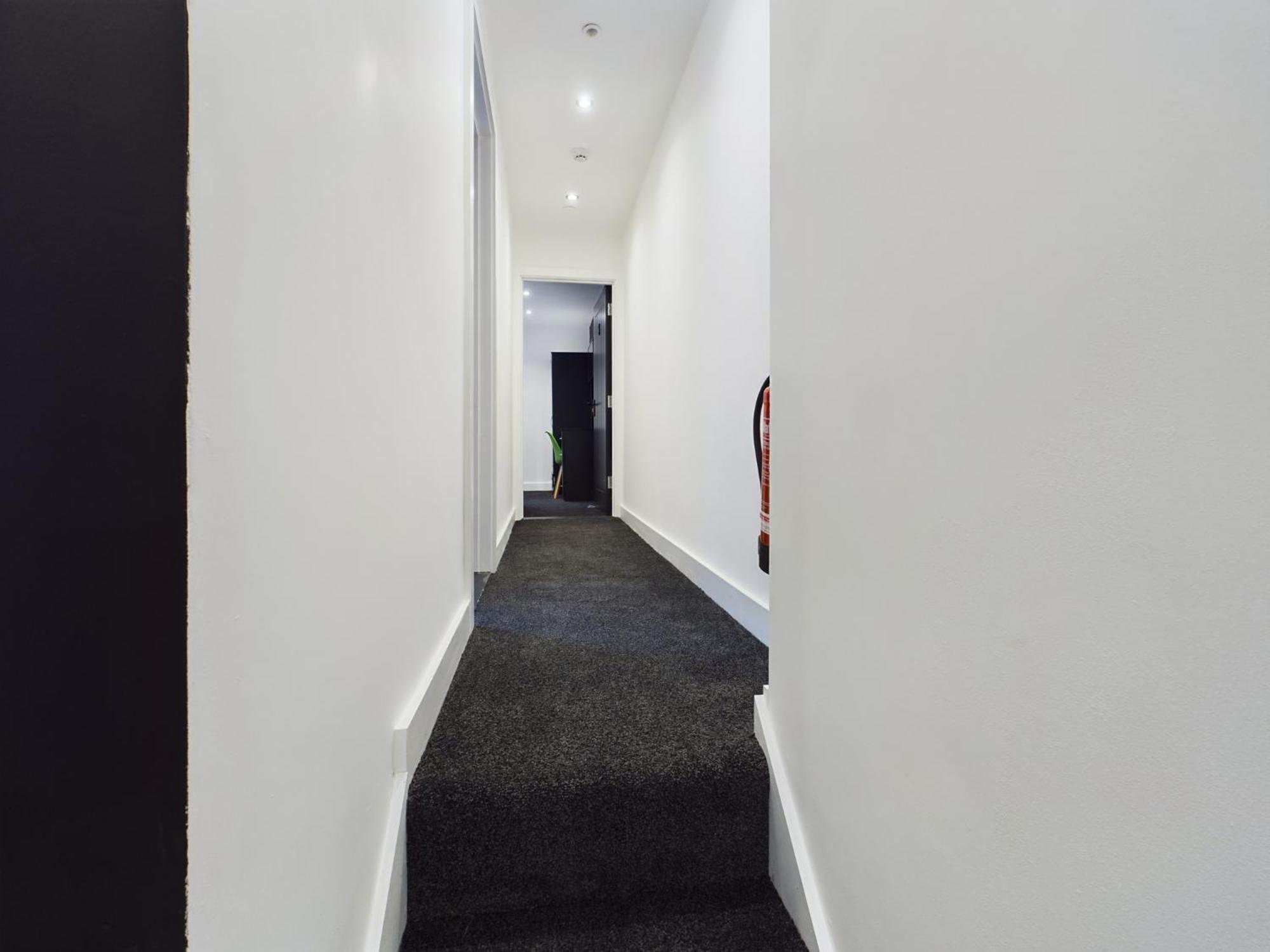 Substantial 9 Bedroom House In Swansea Sketty المظهر الخارجي الصورة