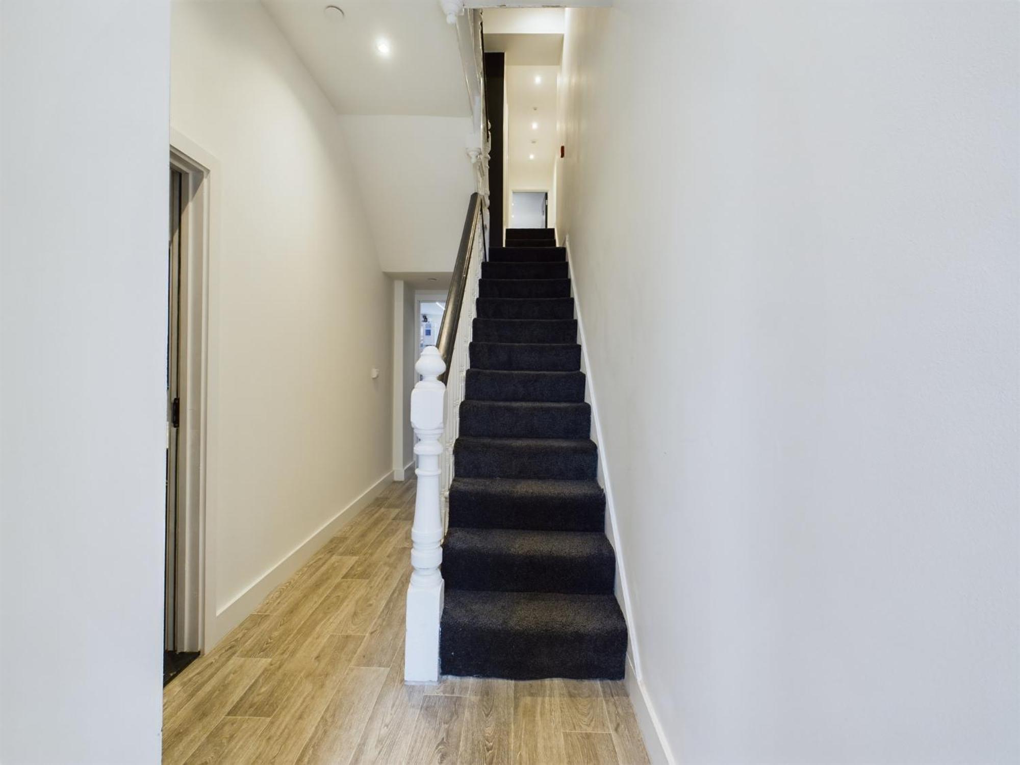 Substantial 9 Bedroom House In Swansea Sketty المظهر الخارجي الصورة